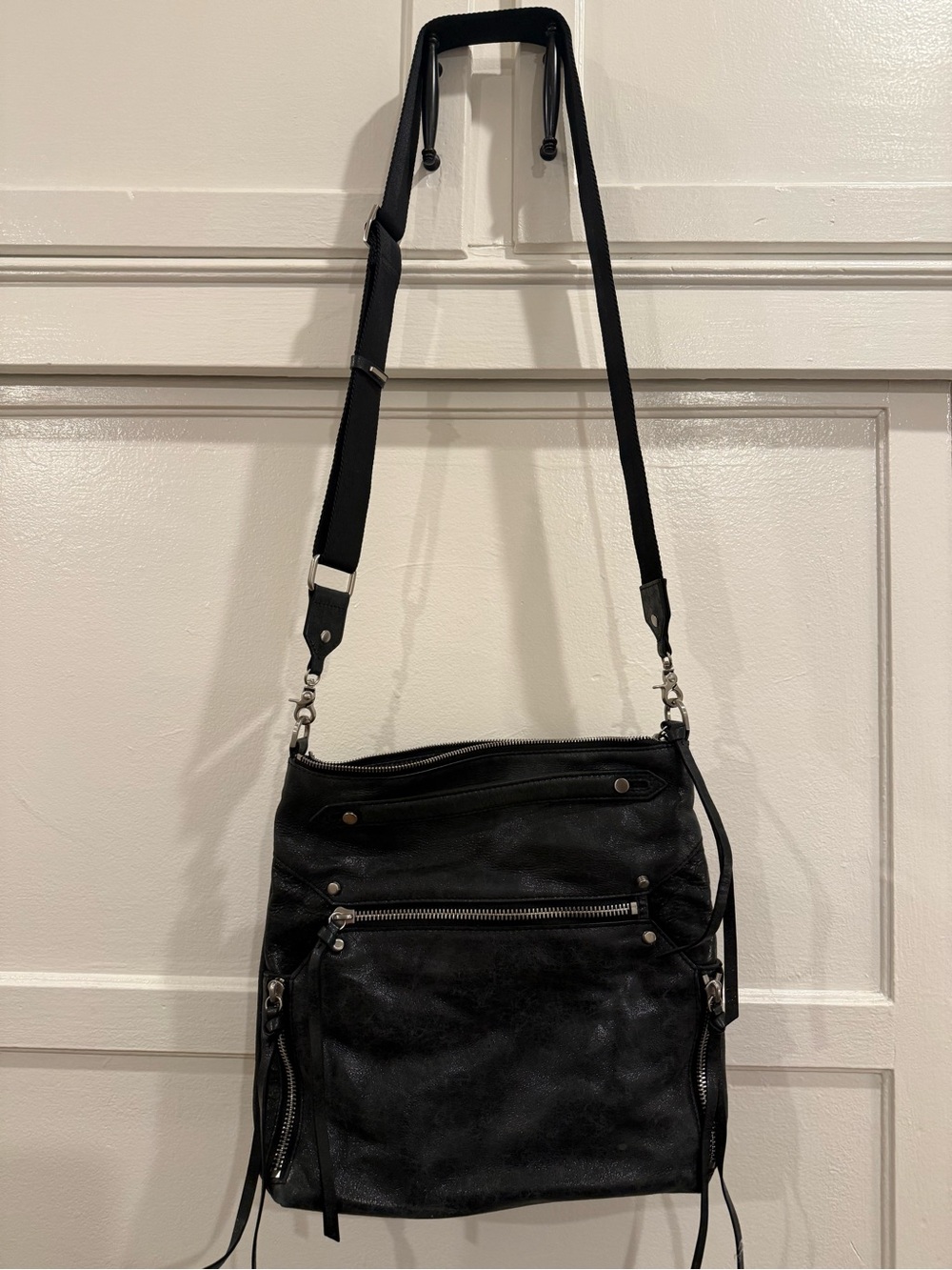 Botkier Black Crossbody Shoulder Bag - Classic Everyday Women's Bag